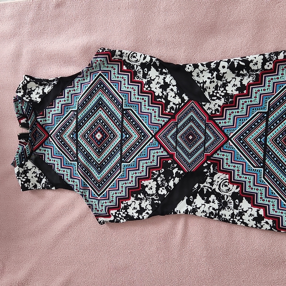 Material Girl Size Small bodycon dress